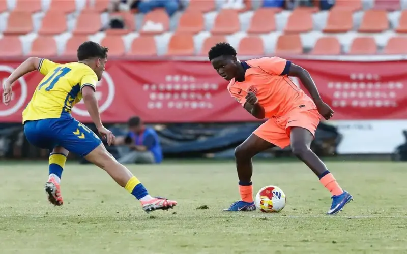 فيديو | حمزة عبد الكريم يقود برشلونة للفوز على لاس بالماس والتأهل إلى نهائي كأس الأبطال للشباب